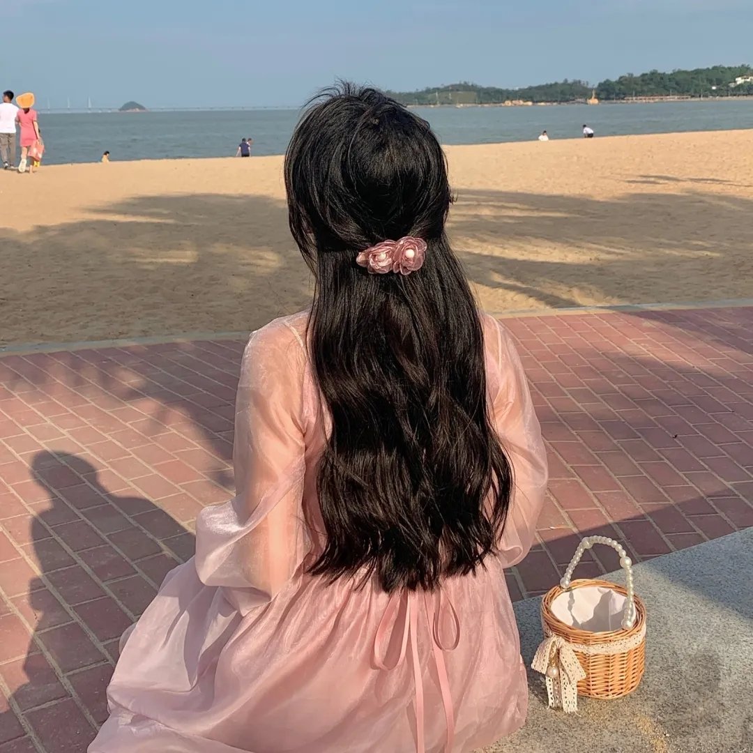 红小鬼封面